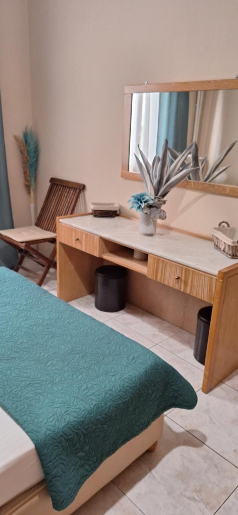 Modern Apartment Chania Center Extérieur photo
